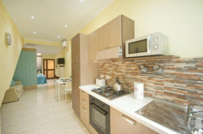 Sliema duplex 1 bedroom apartment - Sleeps 4